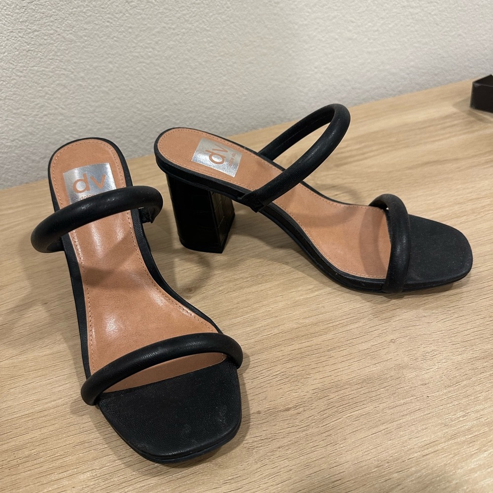 DV by Dolce Vita Black halsty Heeled sandals new without tags